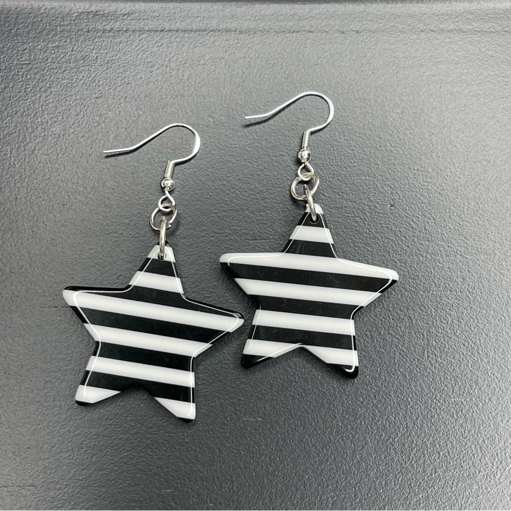 Set of 4 - Black White and Pink Acrylic and Enamel Earrings - Picture 5 of 5